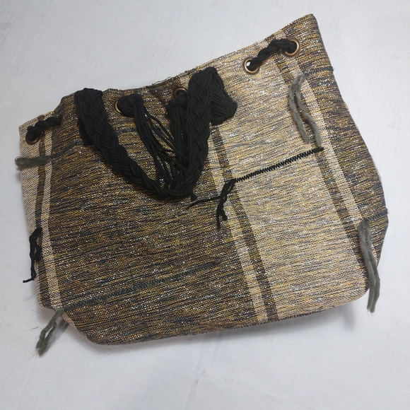 American & Beyond Shoulder Handbag - Picture 11 of 13